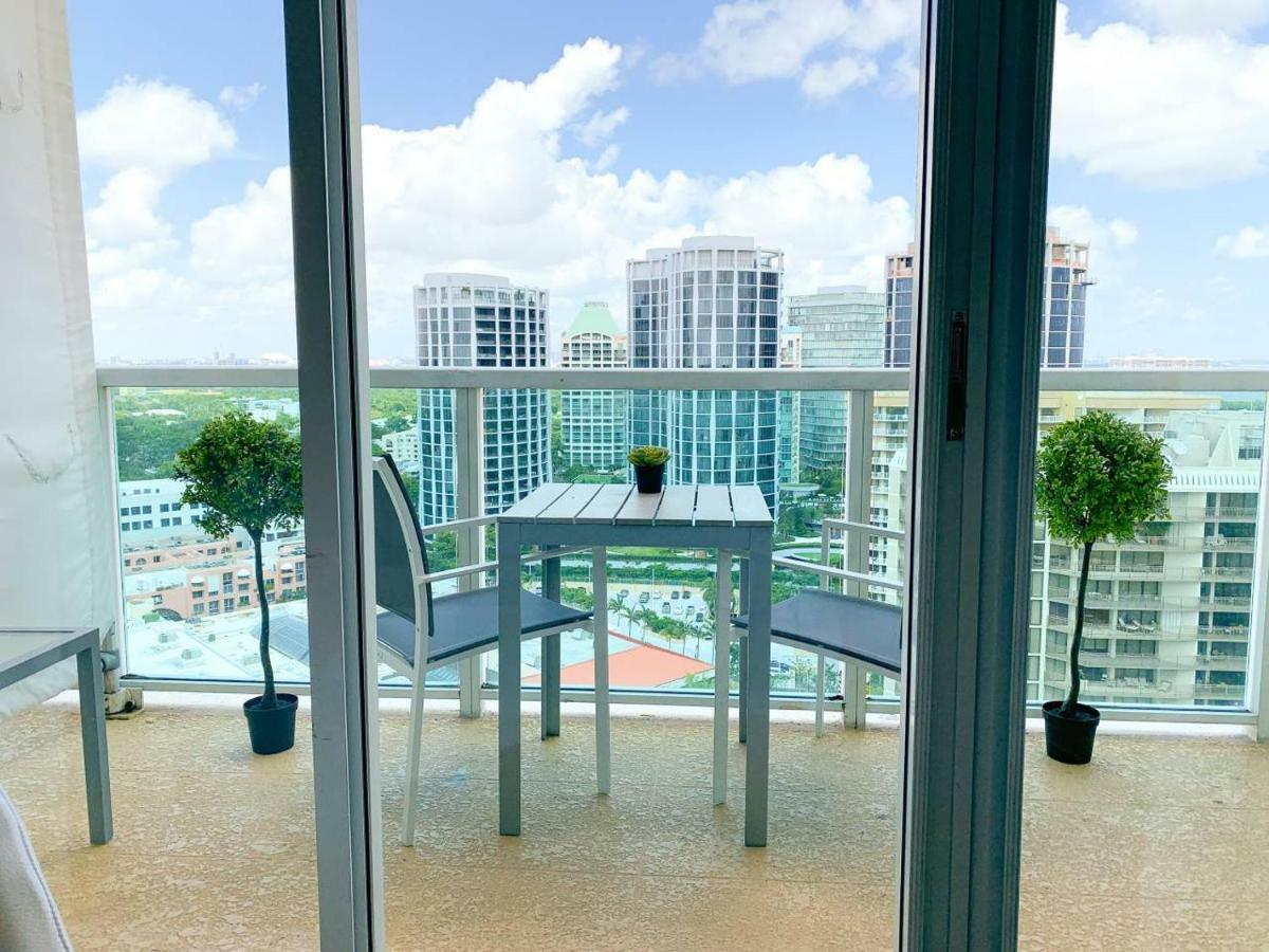City View Balcony Steps From Restaurants, Peacock Park & Marina Miami Dış mekan fotoğraf